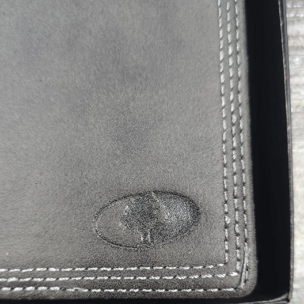 Mossy Oak Gray Tri‑Fold Wallet – Leather‑Like Feel